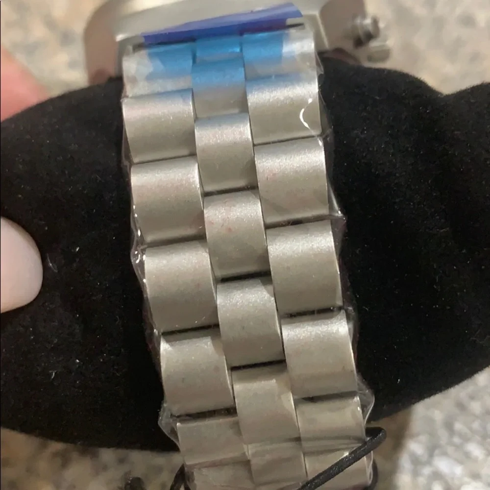 Duxot watch